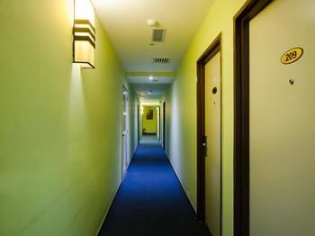 8 Days Boutique Hotel @ Mount Austin Jb Джохор Бахру Екстериор снимка